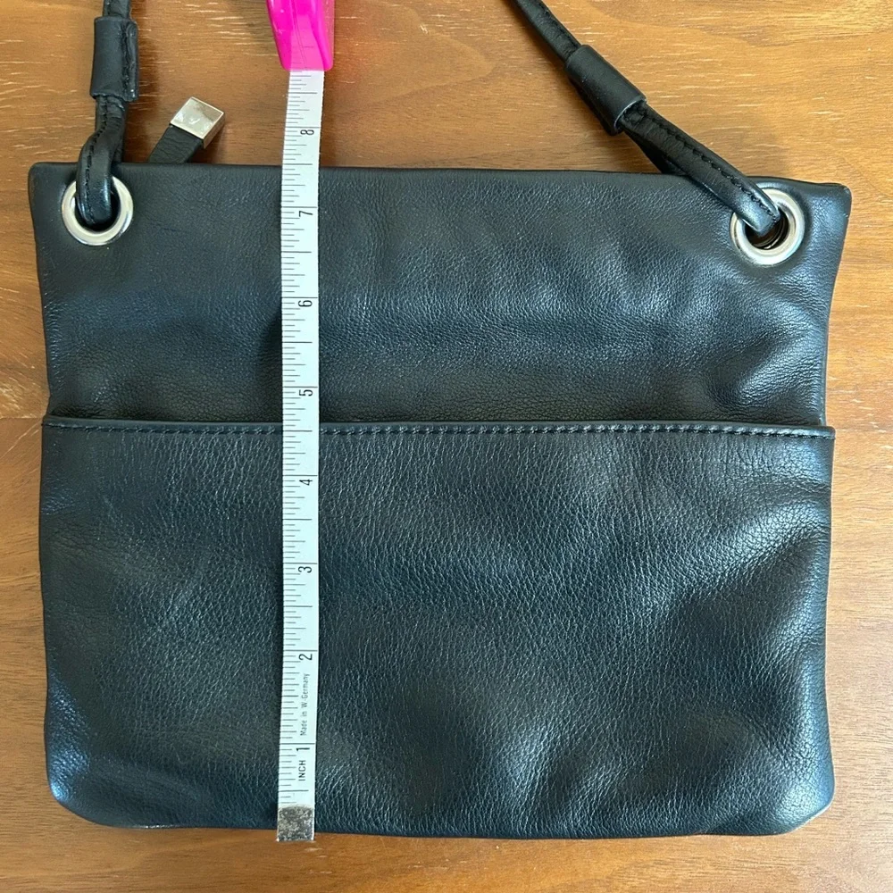 Margot Kari Leather Crossbody Bag | black
